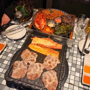꿀돼지집 사진