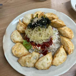 누리손만두 사진