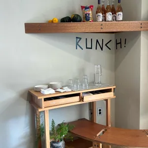 런치 대표 사진