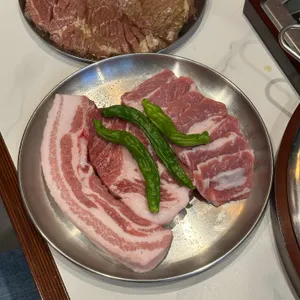 고기만월 사진