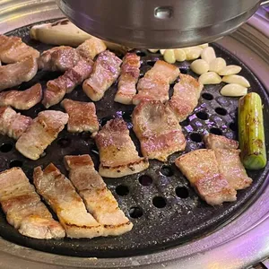 래돈 대표 사진