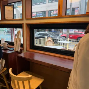 오르로스터리 대표 사진