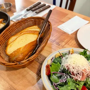 트라가 대표 사진