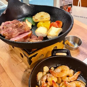 트라가 대표 사진