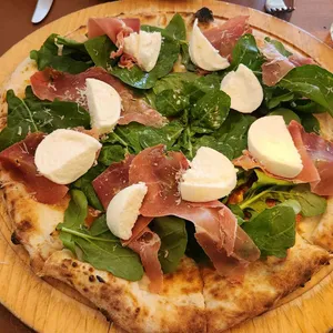 디마떼오 대표 사진