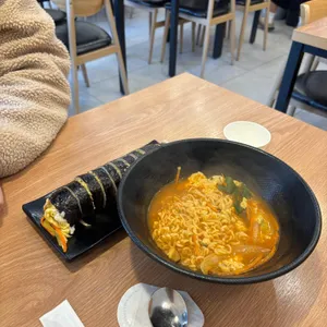 제니앤김밥 사진 2
