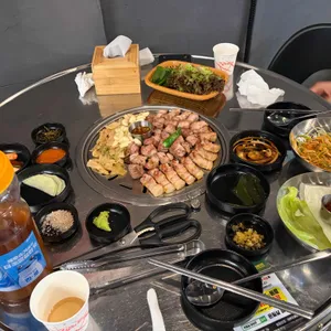 돈필살 대표 사진