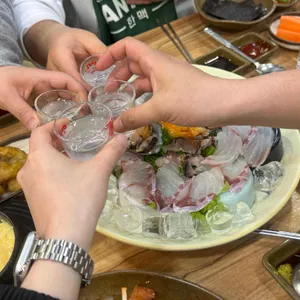 아싸살아있네 대표 사진