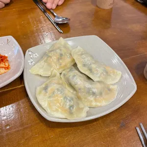 평양냉면 사진