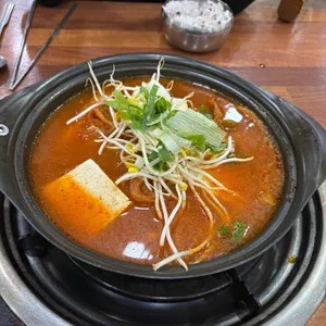 엄마손김치찌개 사진 1