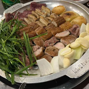 발산한우진곱창 사진 1