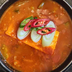 Gongi 대표 사진