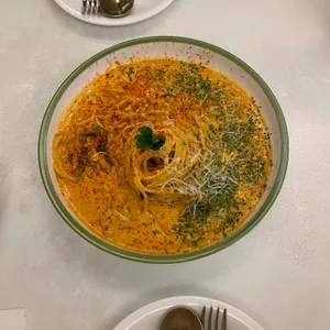 디쉬업 대표 사진