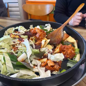 참마시찌춘천닭갈비 사진 1