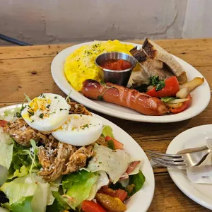 어텀브릿 사진 1