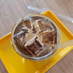 사월의물고기 사진