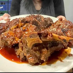서울뼈구이 매운족발 사진
