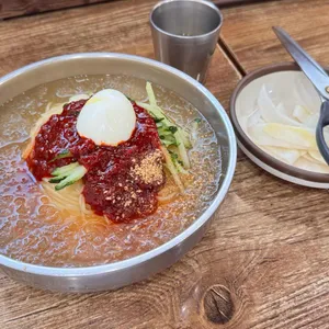 국제밀면 사진 1