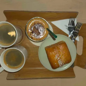 카페 산책 사진