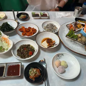 팔각정횟집 대표 사진