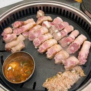 맛찬들왕소금구이 사진 1