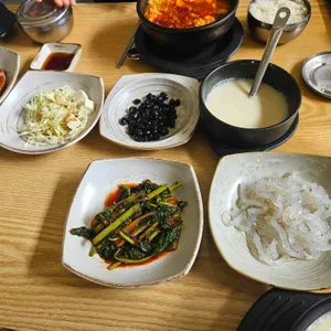 콩밭뜰 짬뽕순두부국밥 대표 사진