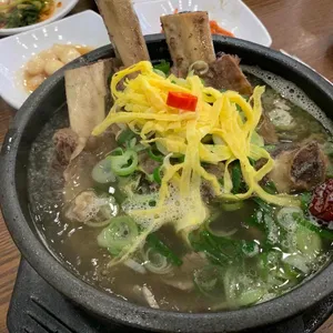 설반 대표 사진