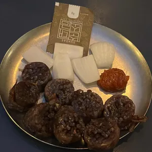 한날한시 대표 사진