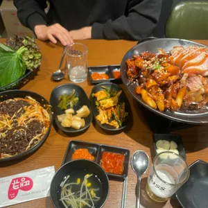 나다오족발 사진