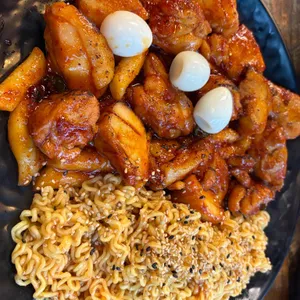 꼬꼬아찌 사진