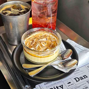 댄하우스 대표 사진