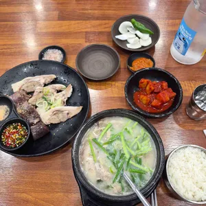 진희네국밥 사진 1