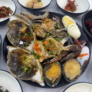 황소게장 판매장 사진