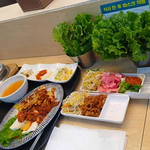 채선당 행복가마솥밥&고메밀면 대표 사진