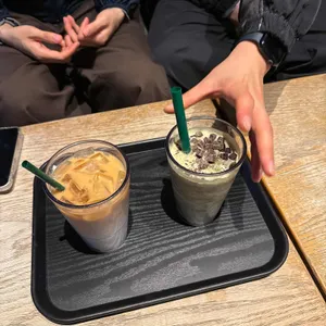 스타벅스 사진 1