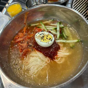 돈이랑 대표 사진