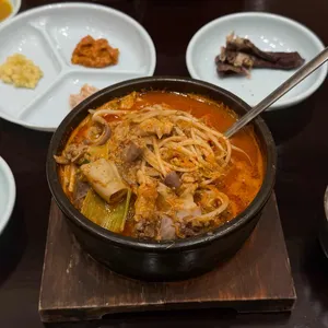 산더미 미성돼지국밥 사진