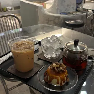 포엣룸 대표 사진