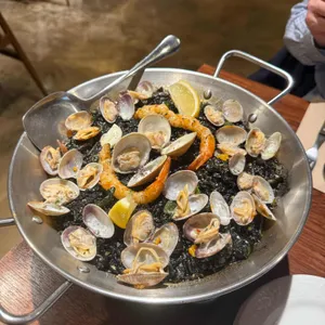 떼르세로 코스테스 대표 사진