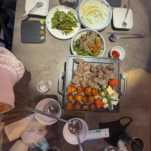 육미안 대표 사진