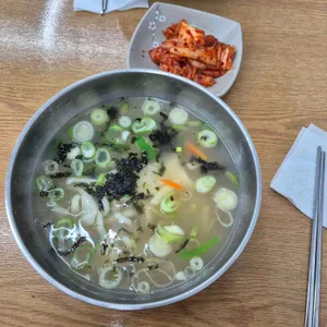명이칼국수 사진 1