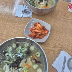 명이칼국수 사진