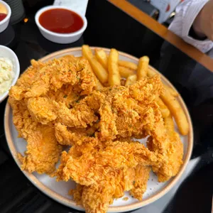 깐부치킨 대표 사진