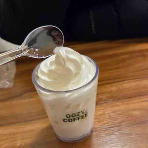 우지커피 대표 사진