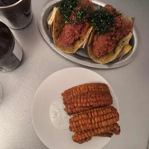 타크 사진