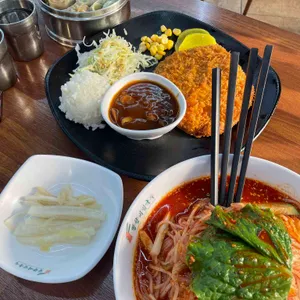 망향비빔국수 사진 1