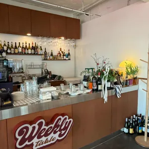 위클리 테이블 대표 사진