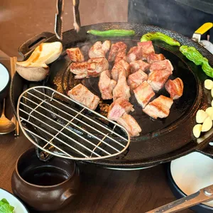 염돈 대표 사진