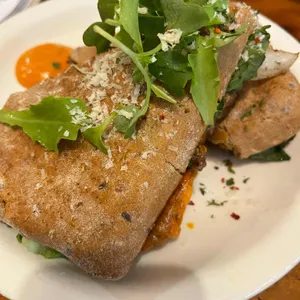 어텀브릿 대표 사진