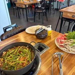 담은샤브칼국수 사진 1